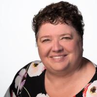 Karen Hall, DTM